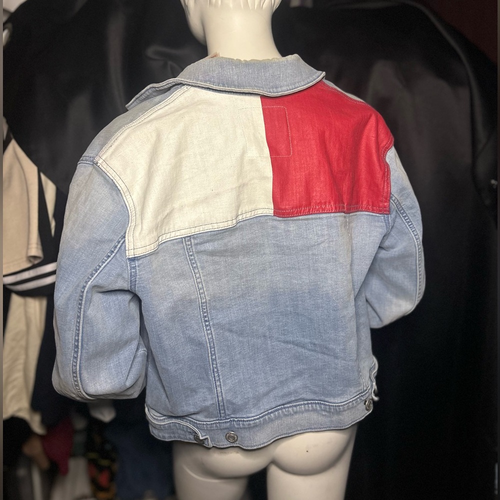 Vintage Tommy Hilfiger Denim Jacket - Picture 4 of 4
